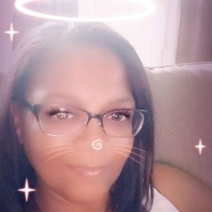 Meet your Posher, Stacey